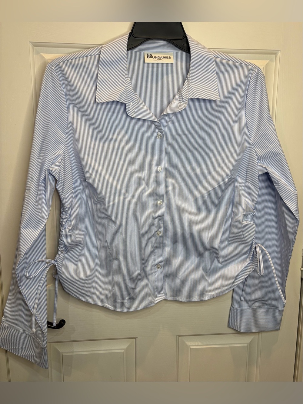 No Boundaries Women’s Striped Collared Button-Up Long Sleeve Woven Top XL 16-18